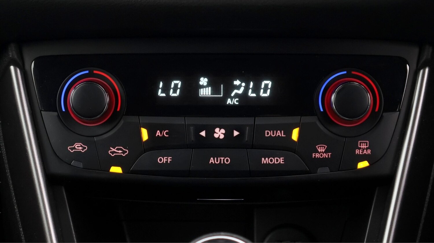 Used Suzuki SX4 S-Cross 2023 for sale - 77675871: Photo 12