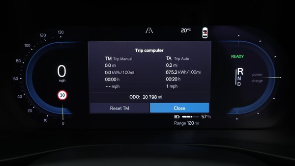 Used Volvo C40 2023 for sale - 76317890: Photo 11
