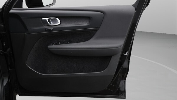 Used Volvo C40 2023 for sale - 76317890: Photo 16
