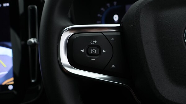 Used Volvo C40 2023 for sale - 76317890: Photo 25