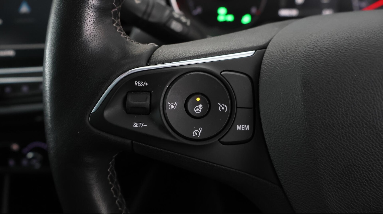 Used Vauxhall Crossland 2022 for sale - 76538848: Photo 22