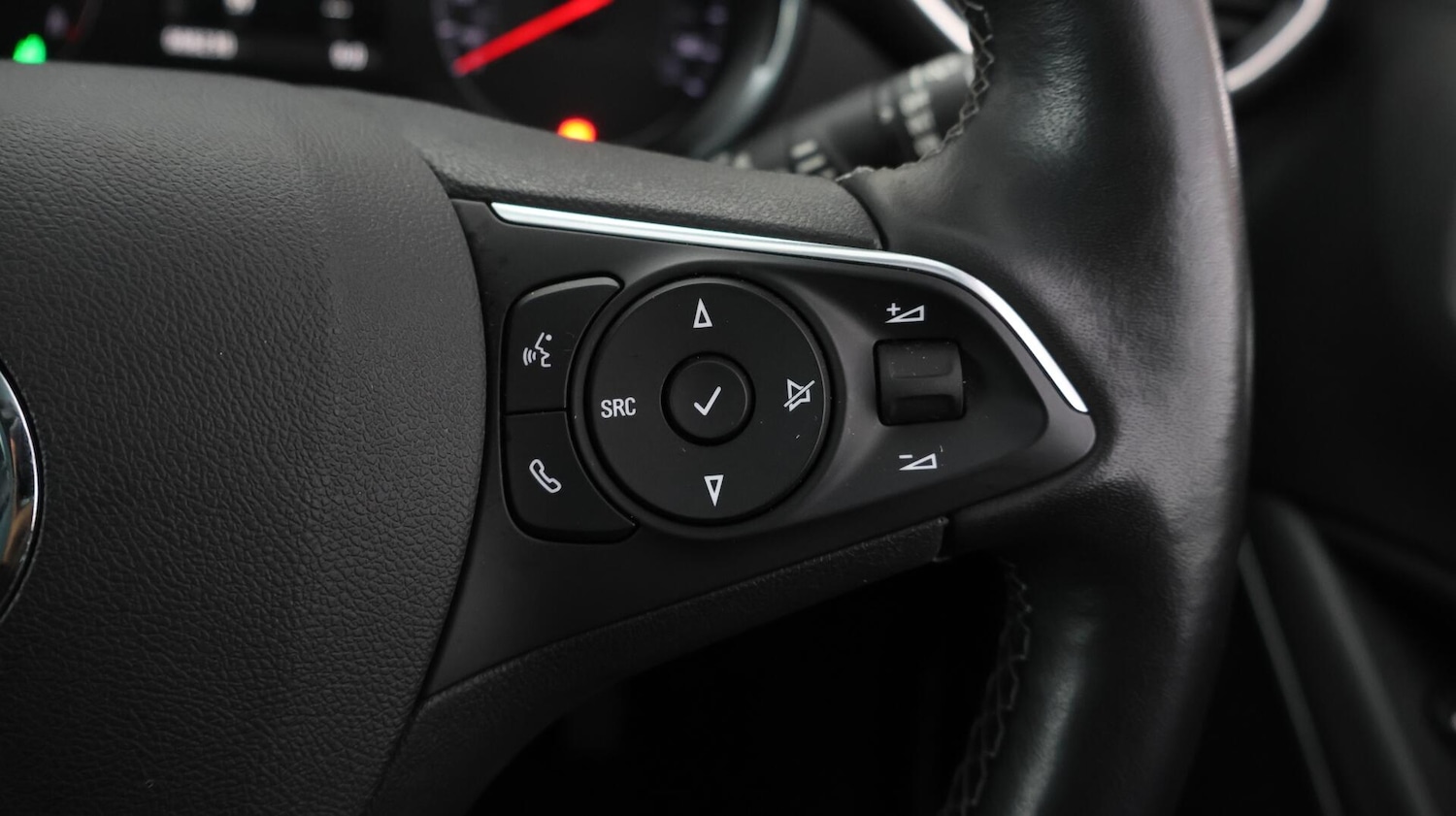 Used Vauxhall Crossland 2022 for sale - 76538848: Photo 23