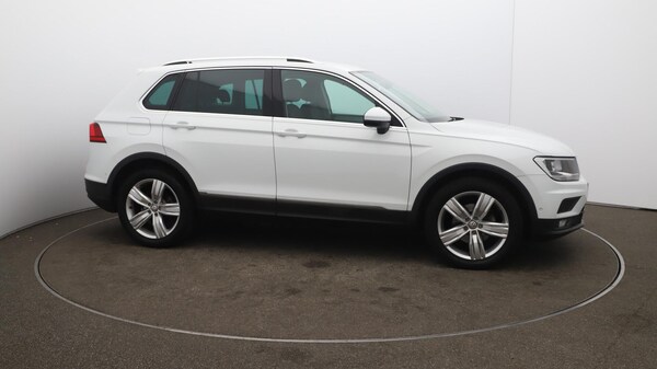 Used Volkswagen Tiguan 2020 for sale - 76072981: Photo 48