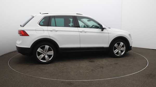 Used Volkswagen Tiguan 2020 for sale - 76072981: Photo 51