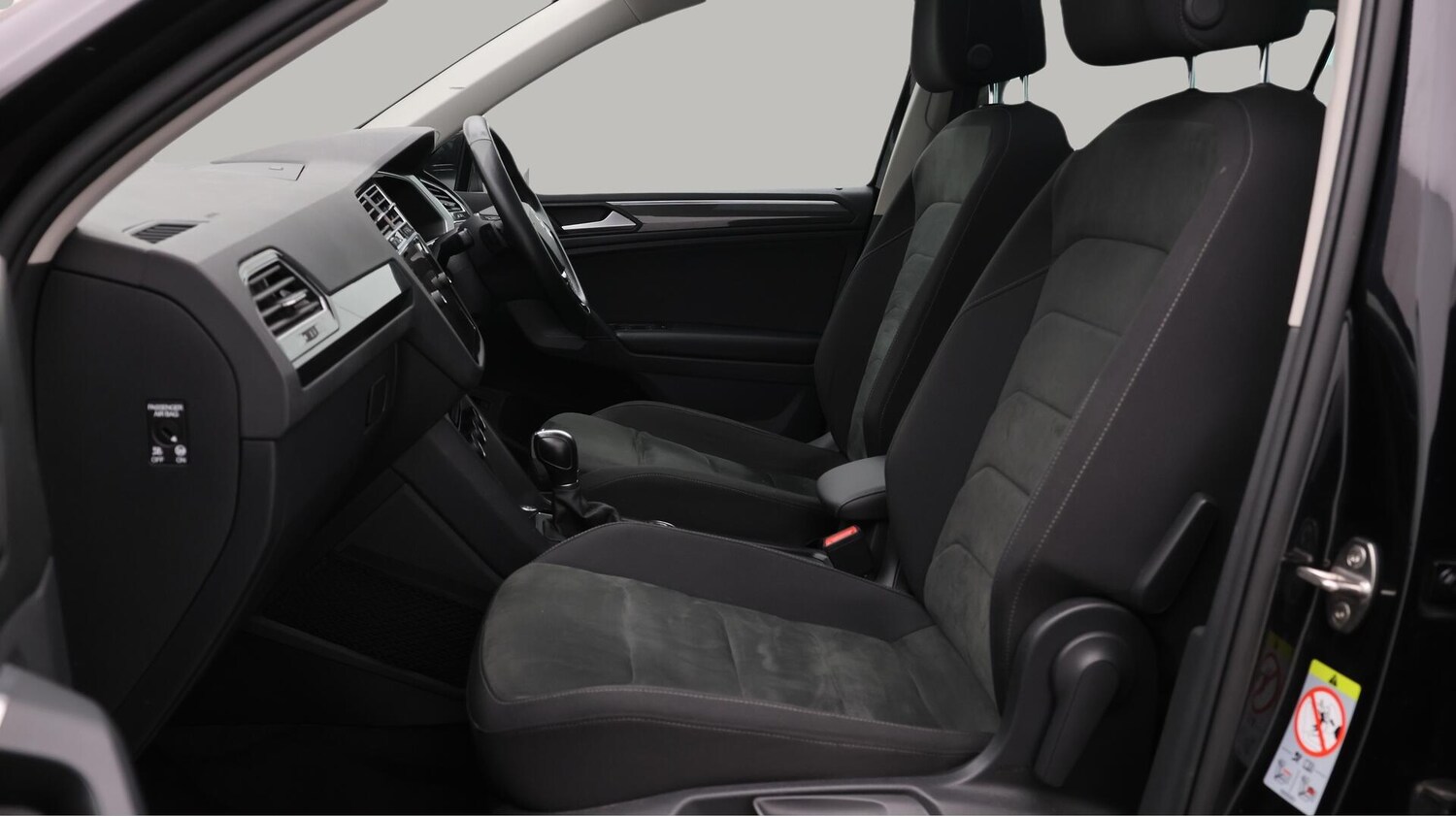 Used Volkswagen Tiguan 2019 for sale - 76573041: Photo 15