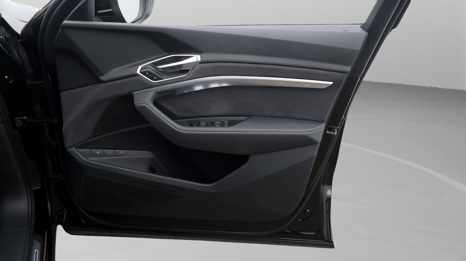 Used Audi e-tron 2022 for sale - 77610470: Photo 15