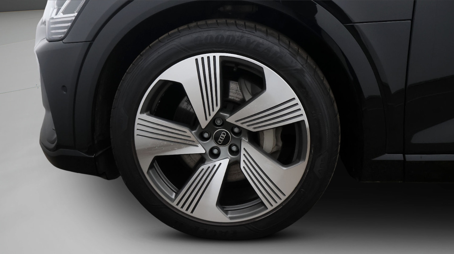 Used Audi e-tron 2022 for sale - 77610470: Photo 18