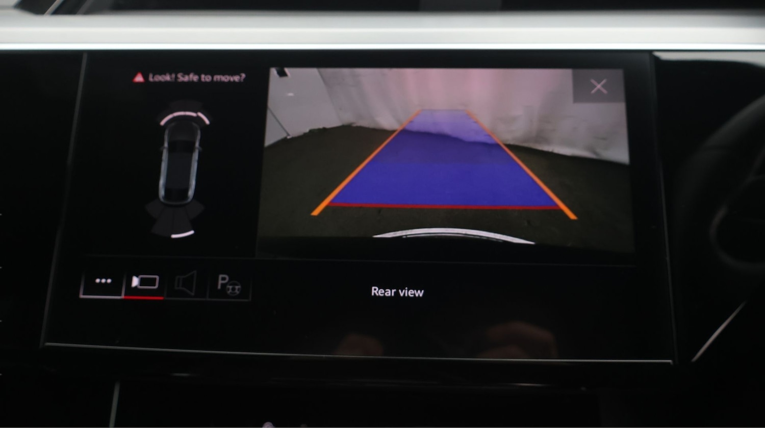 Used Audi e-tron 2022 for sale - 77610470: Photo 24