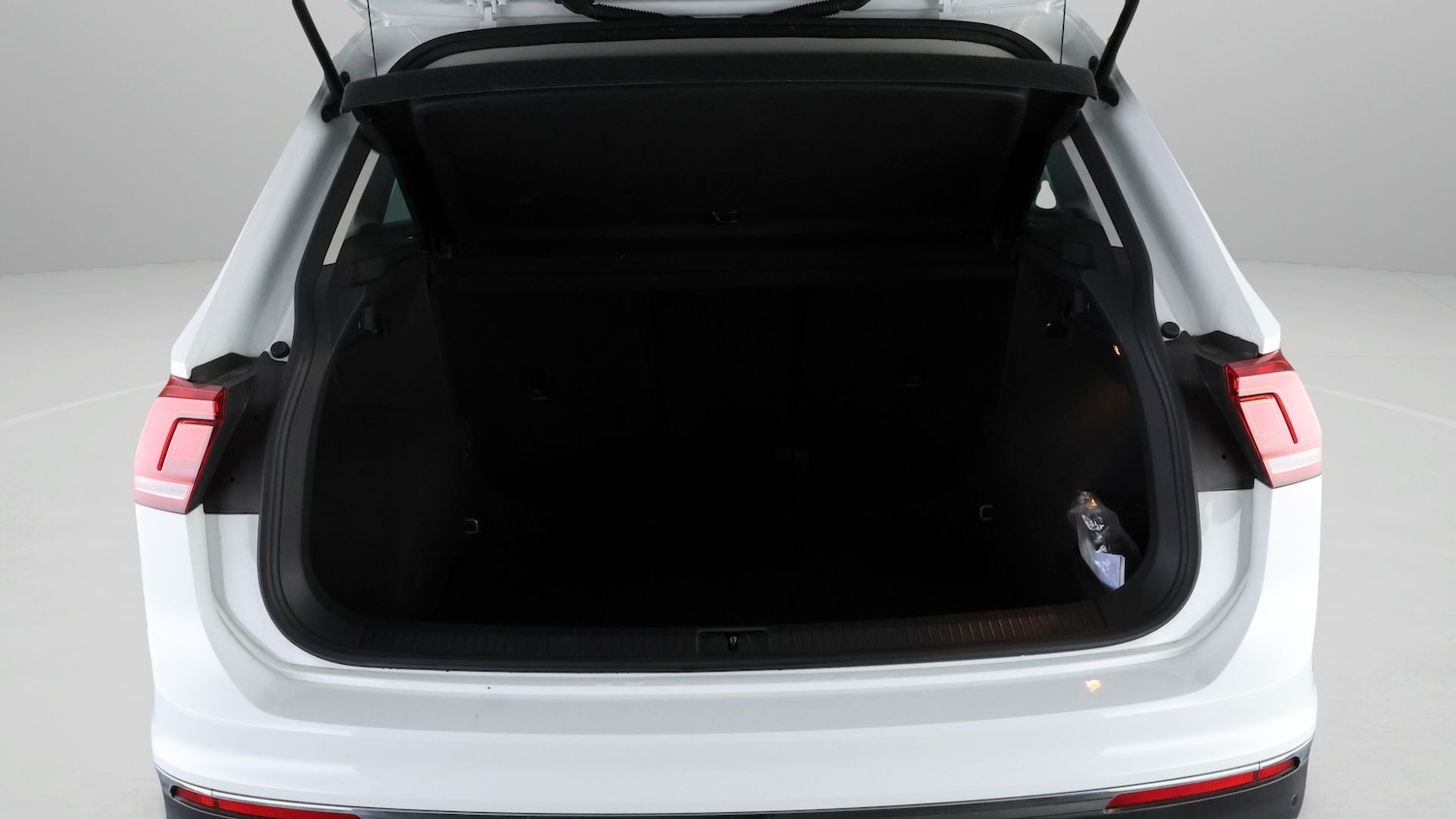 Used Volkswagen Tiguan 2021 for sale - 77998160: Photo 17