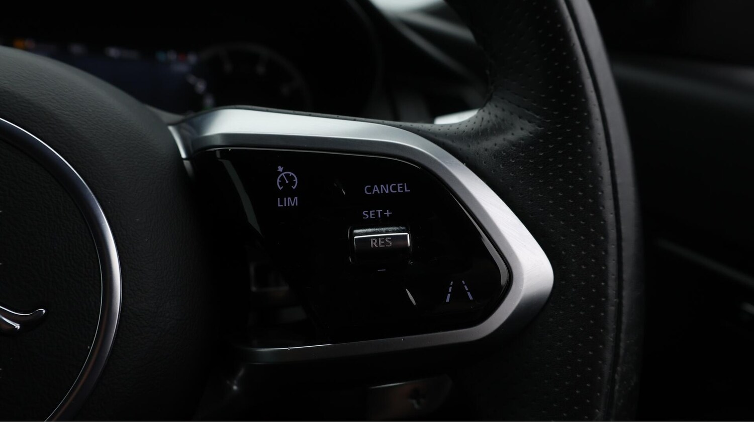 Used Jaguar E-Pace 2021 for sale - 76620367: Photo 26