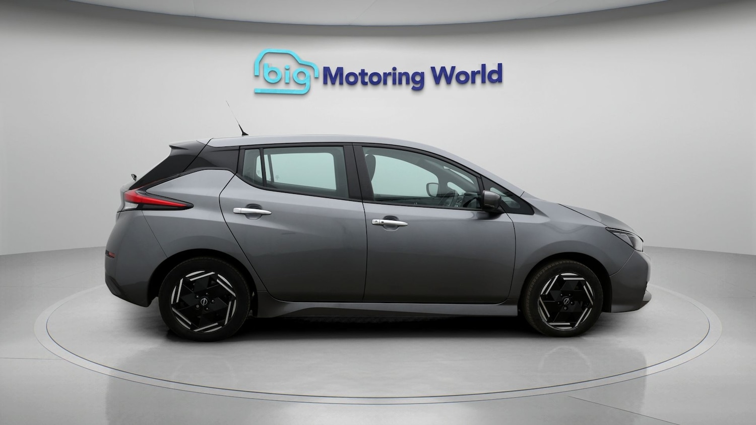 Used Nissan Leaf 2022 for sale - 77349978: Photo 8