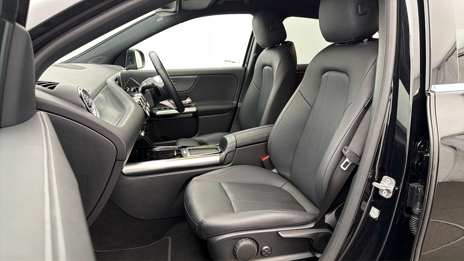 Used Mercedes-Benz EQA 2025 for sale - 77744922: Photo 13