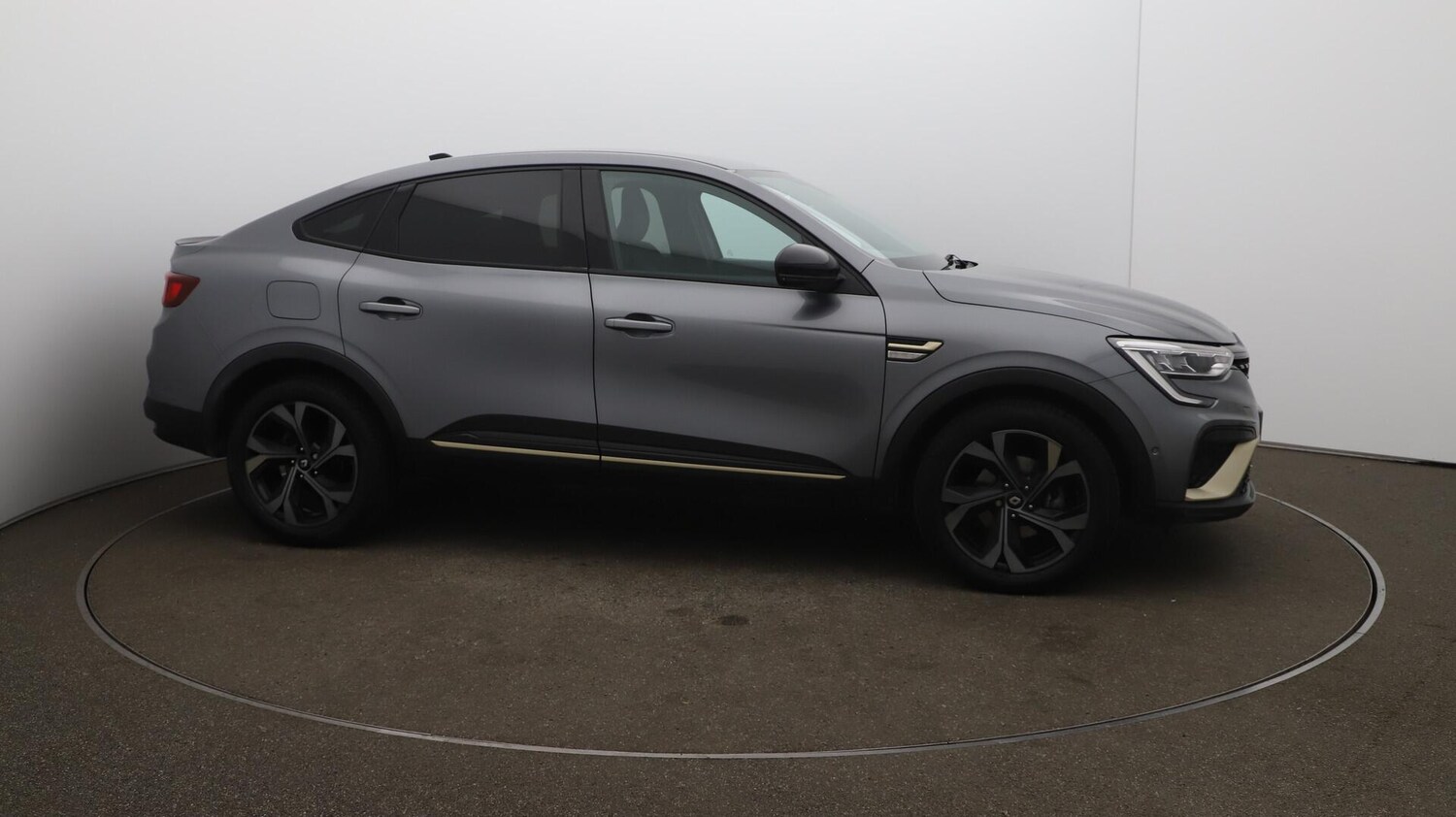 Used Renault Arkana 2023 for sale - 76083979: Photo 48