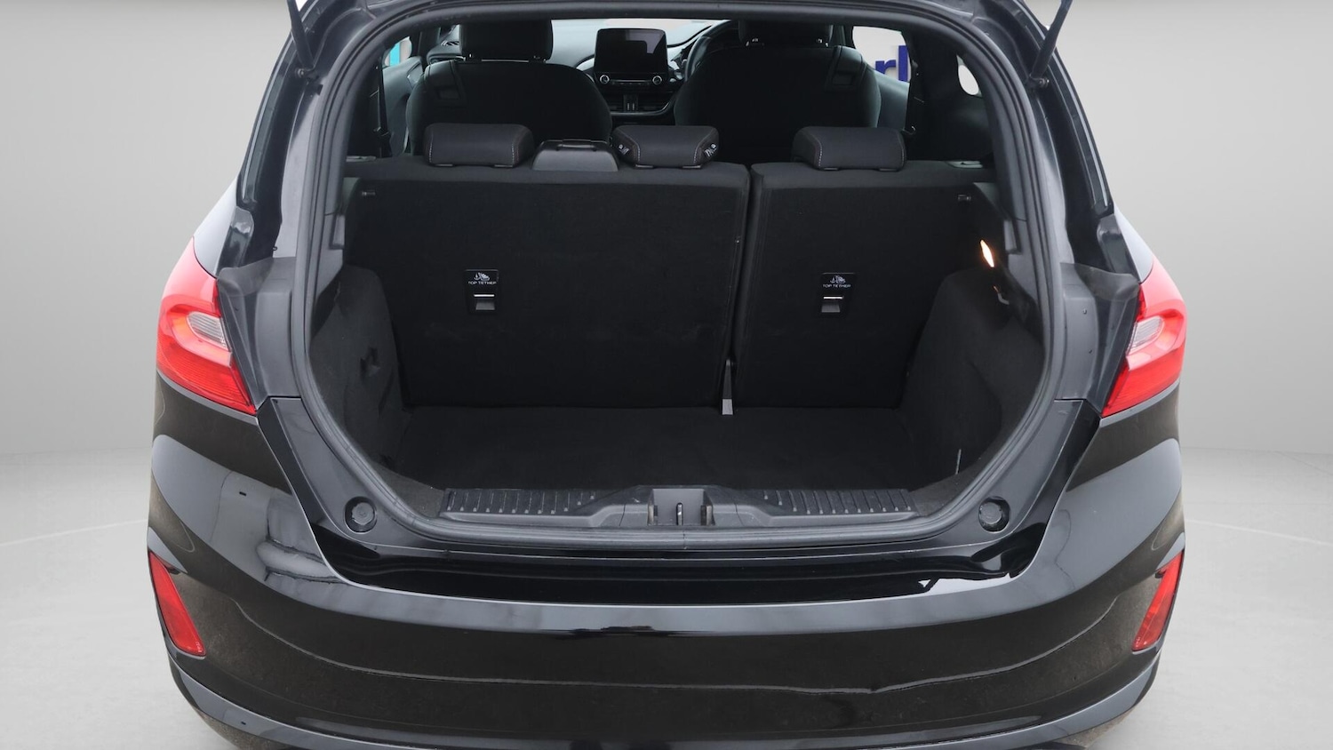 Used Ford Fiesta 2018 for sale - 76432953: Photo 18