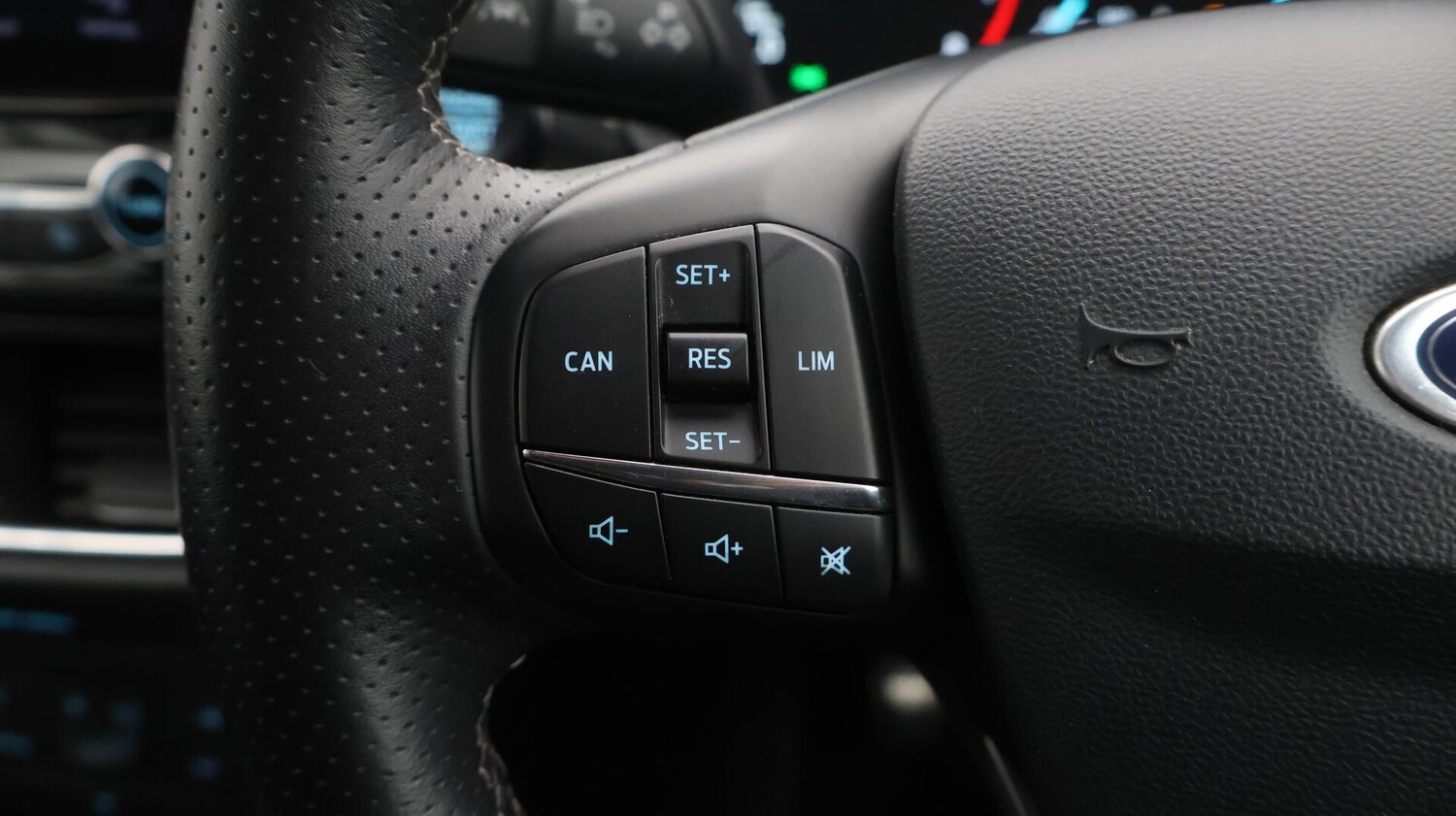 Used Ford Fiesta 2018 for sale - 76432953: Photo 24