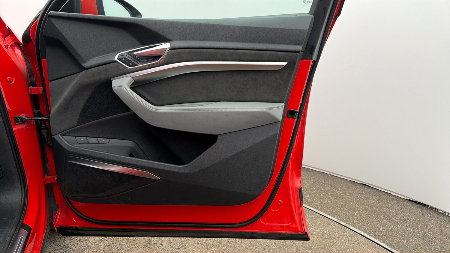 Used Audi e-tron 2021 for sale - 78106604: Photo 14