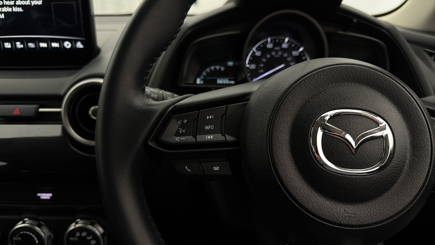 Used Mazda Mazda2 2023 for sale - 78004204: Photo 23