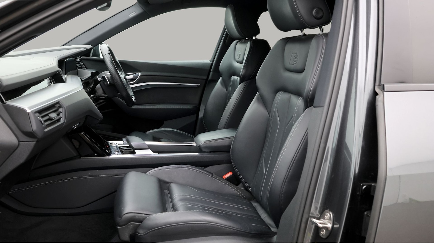 Used Audi e-tron 2021 for sale - 77461024: Photo 14