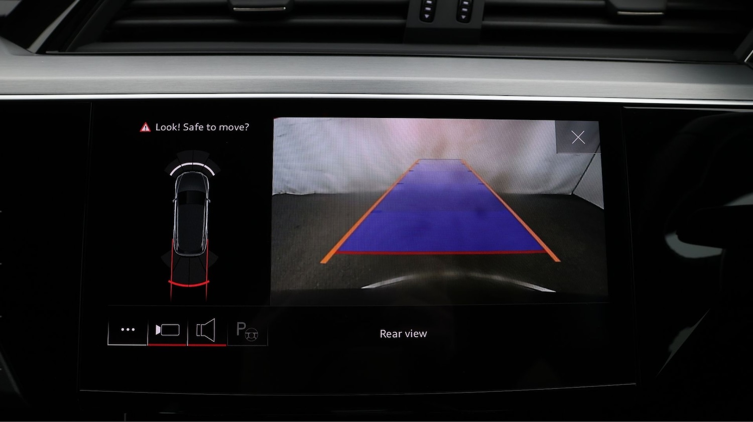 Used Audi e-tron 2021 for sale - 77461024: Photo 28