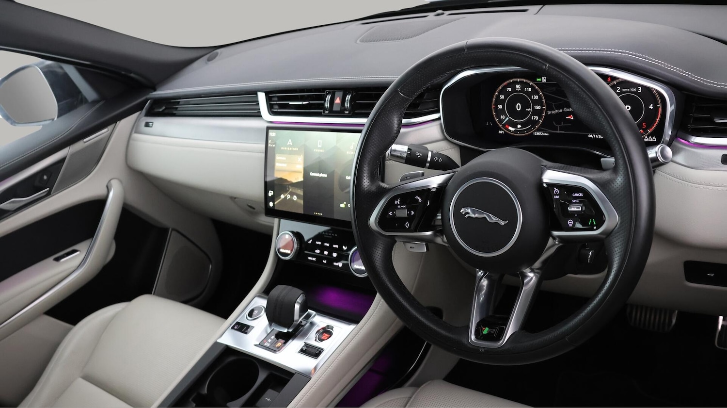 Used Jaguar F-Pace 2021 for sale - 76714839: Photo 10