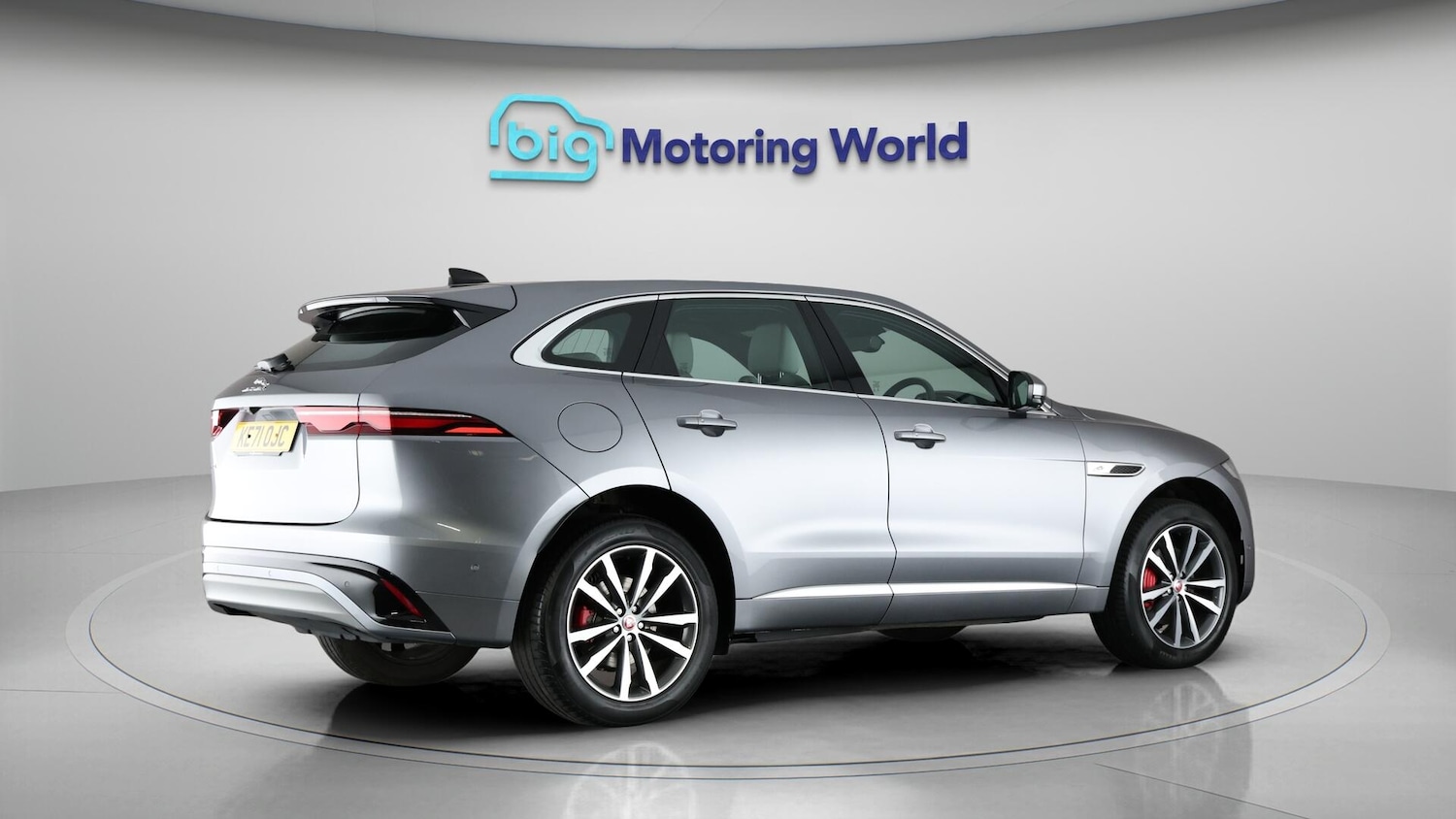 Used Jaguar F-Pace 2021 for sale - 76714839: Photo 8