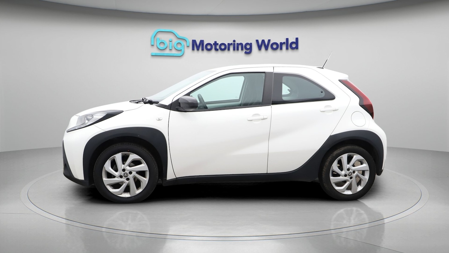 Used Toyota Aygo X 2023 for sale - 77746057: Photo 4