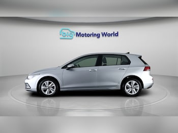 Used Volkswagen Golf 2024 for sale - 77935899: Photo