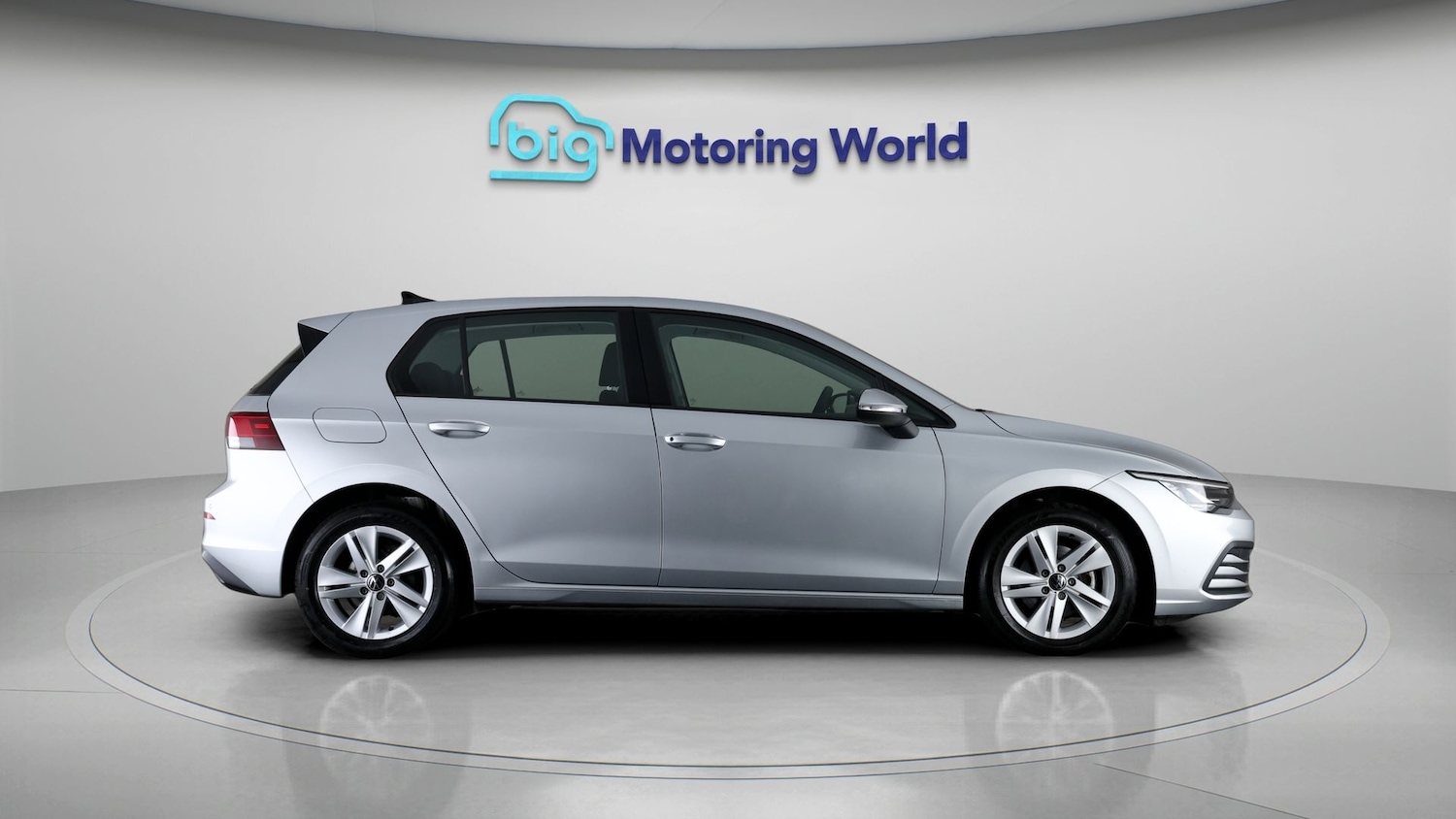 Used Volkswagen Golf 2024 for sale - 77935899: Photo 8