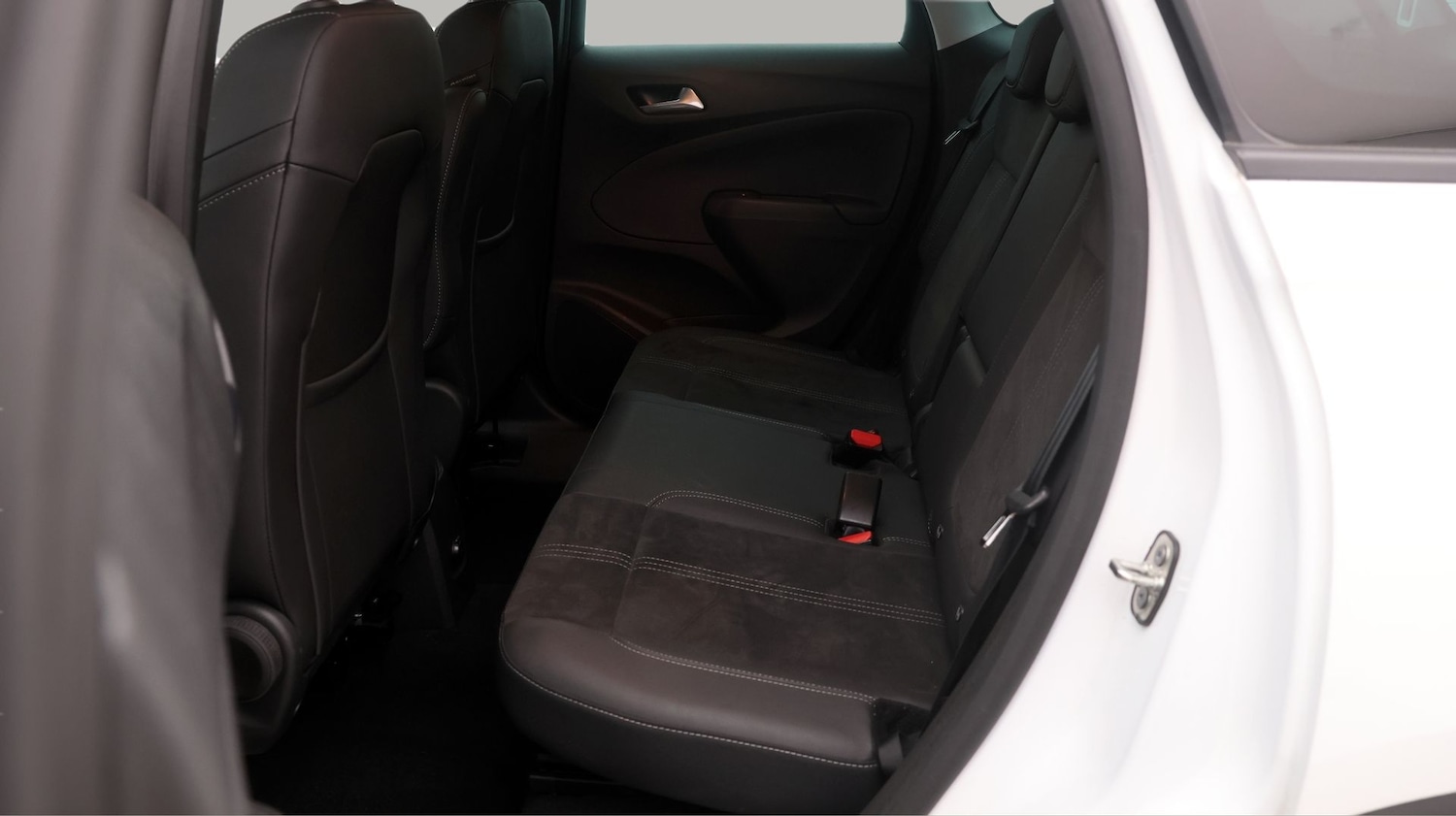 Used Vauxhall Crossland 2022 for sale - 77529333: Photo 16