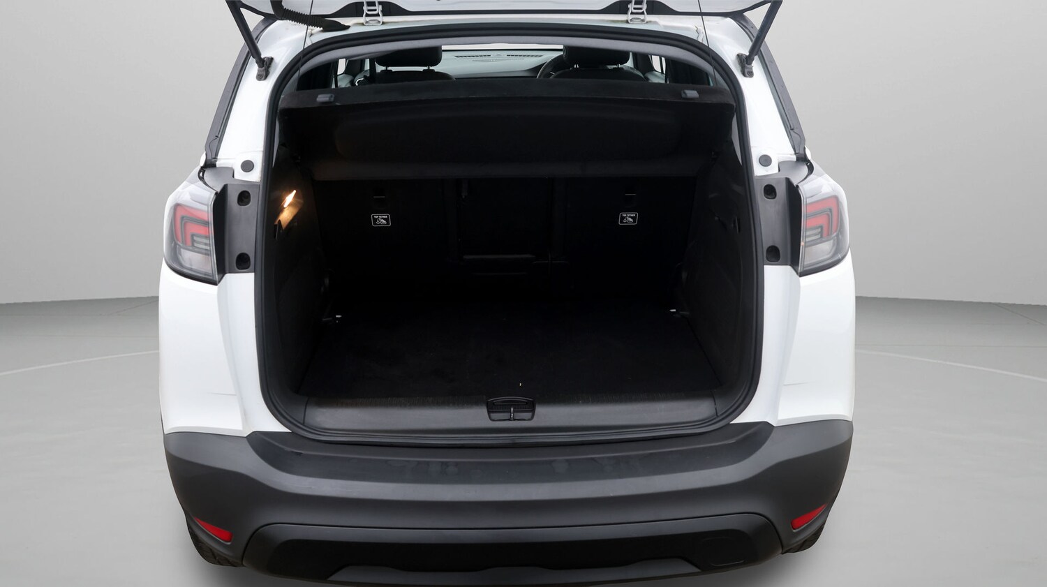 Used Vauxhall Crossland 2022 for sale - 77529333: Photo 17