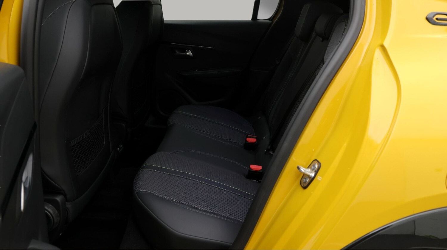 Used Peugeot 208 2021 for sale - 77182103: Photo 16