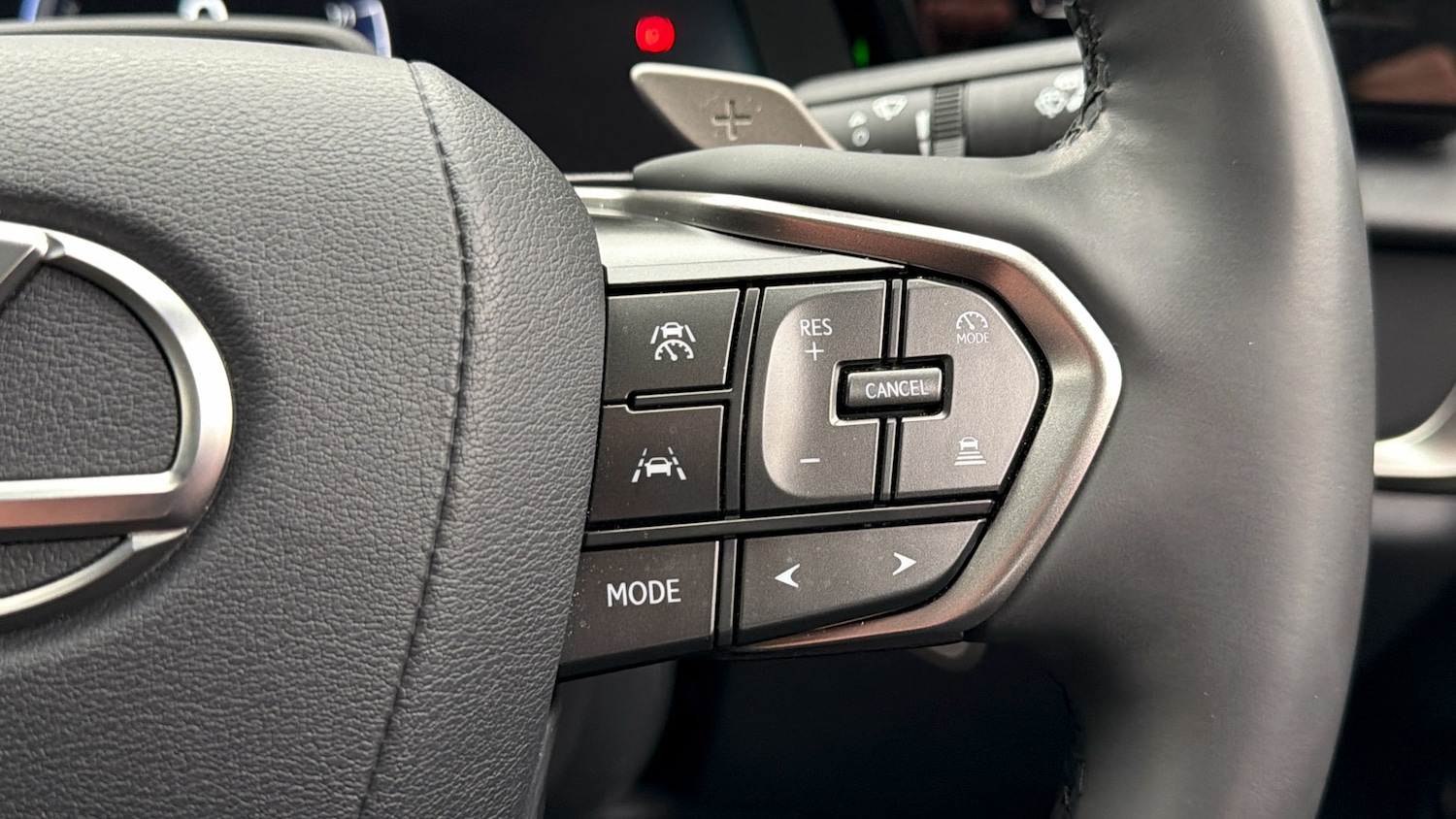 Used Lexus RZ 2024 for sale - 77954396: Photo 24