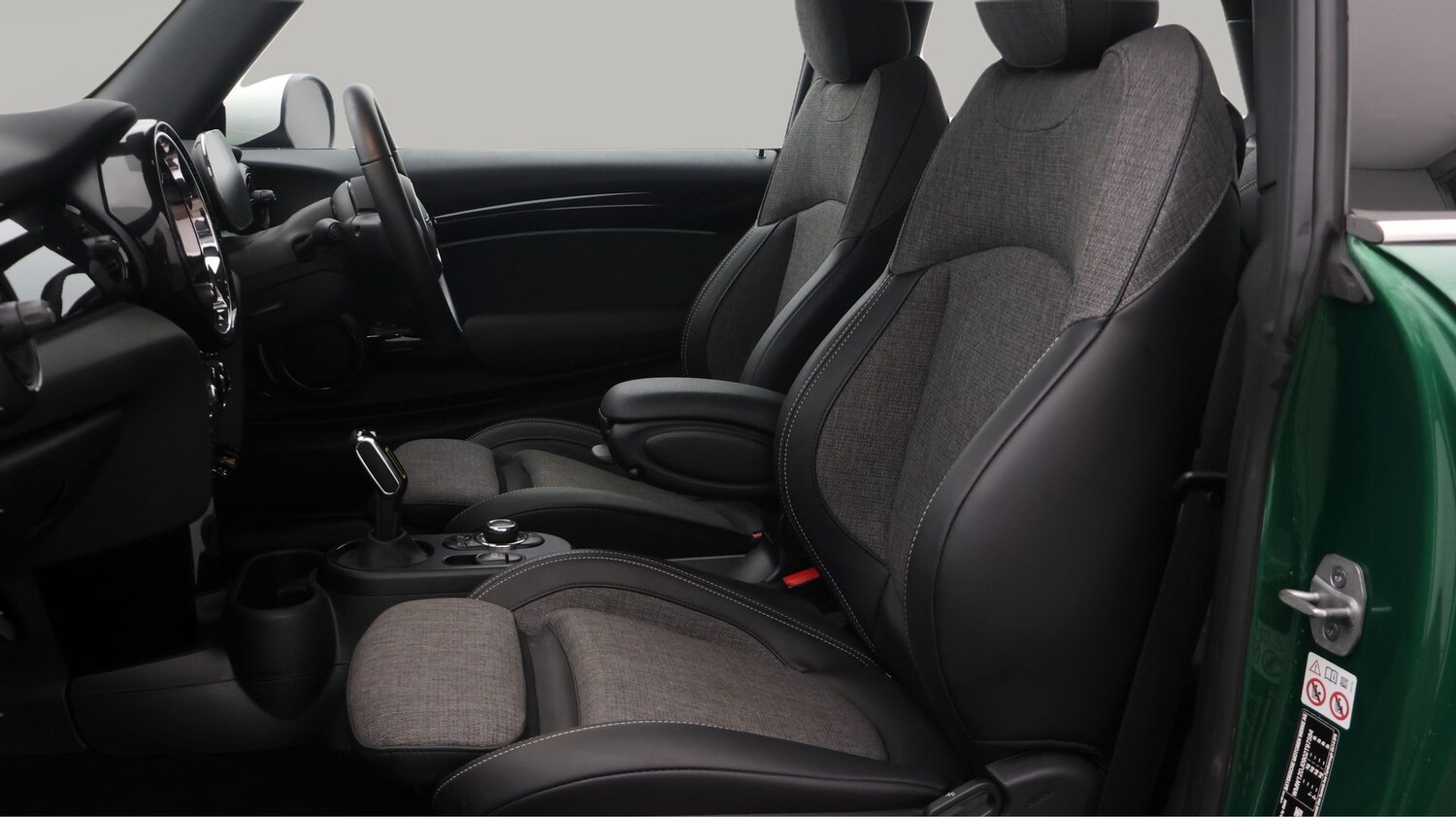 Used MINI Hatch 2023 for sale - 77270747: Photo 14