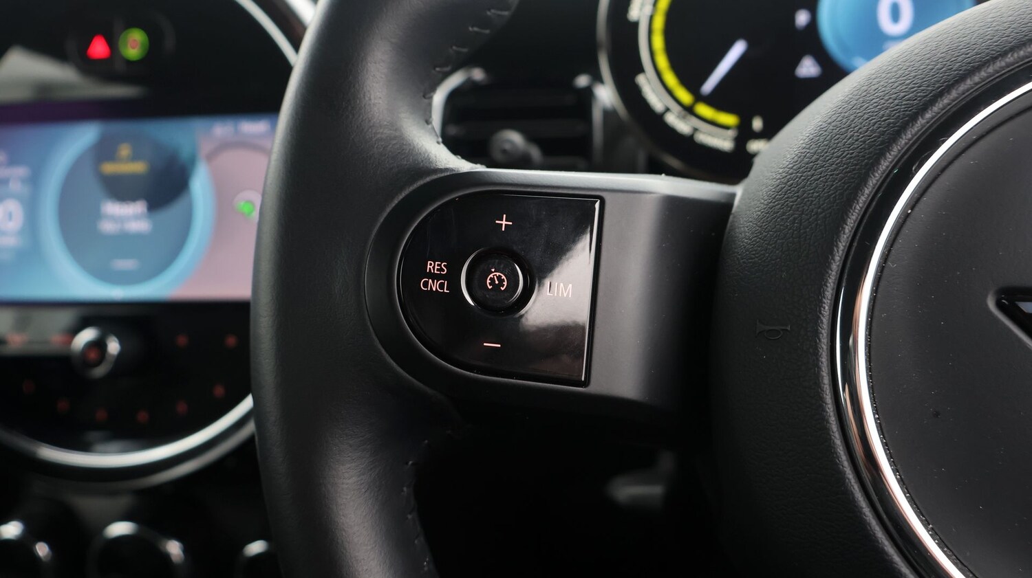 Used MINI Hatch 2023 for sale - 77270747: Photo 25