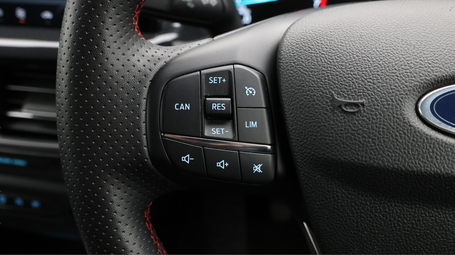 Used Ford Focus 2023 for sale - 76689782: Photo 25