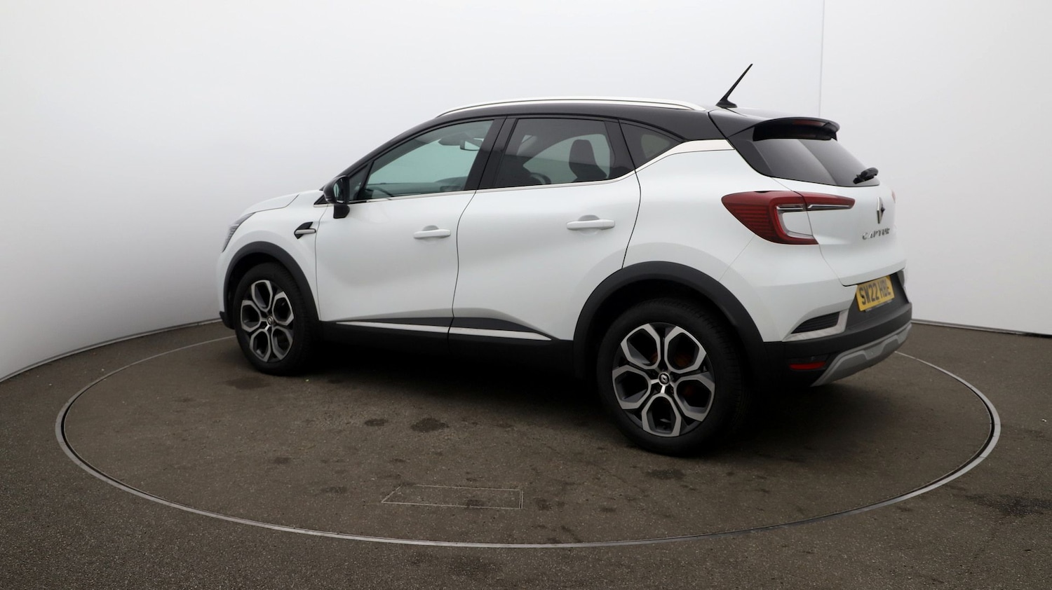 Used Renault Captur for sale - 76808937: Photo 27