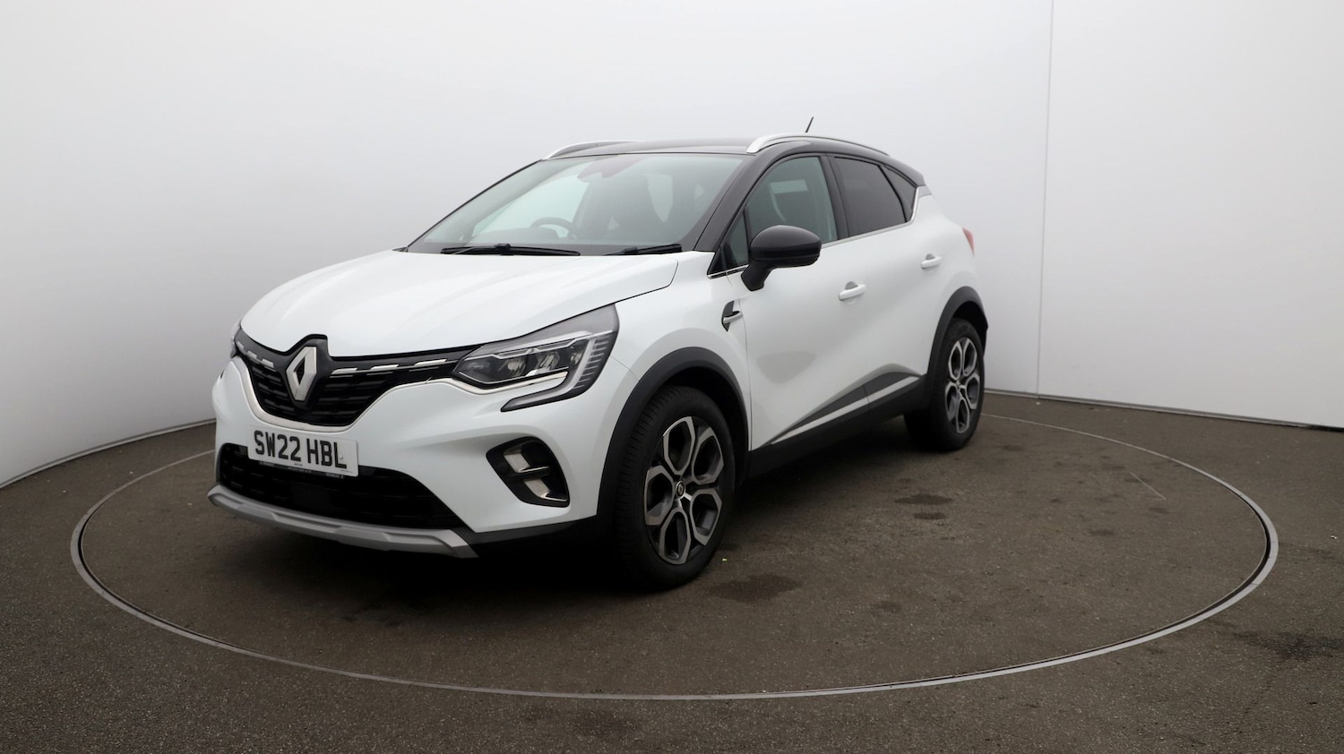 Used Renault Captur for sale - 76808937: Photo 28