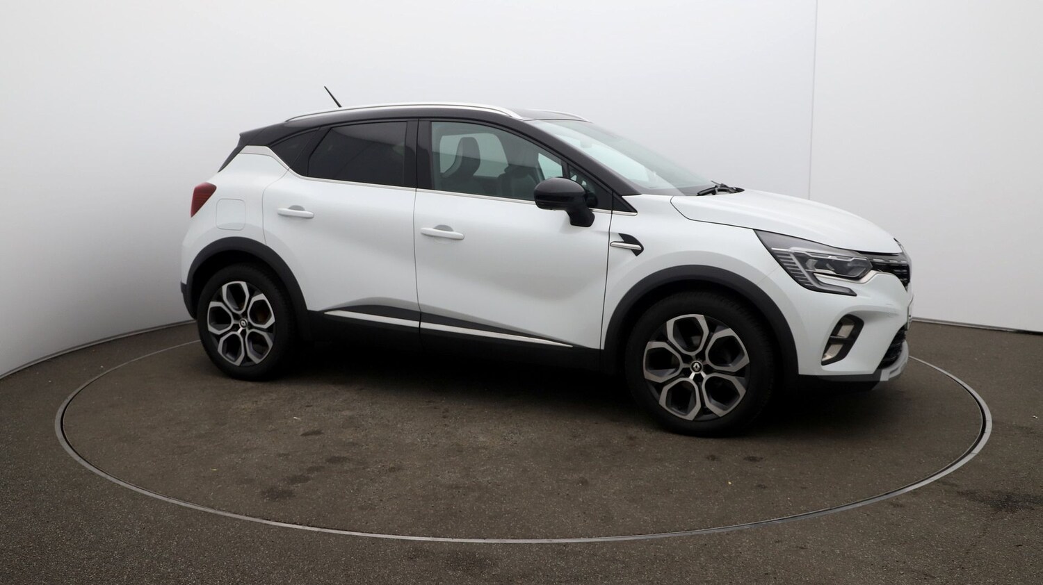 Used Renault Captur for sale - 76808937: Photo 37