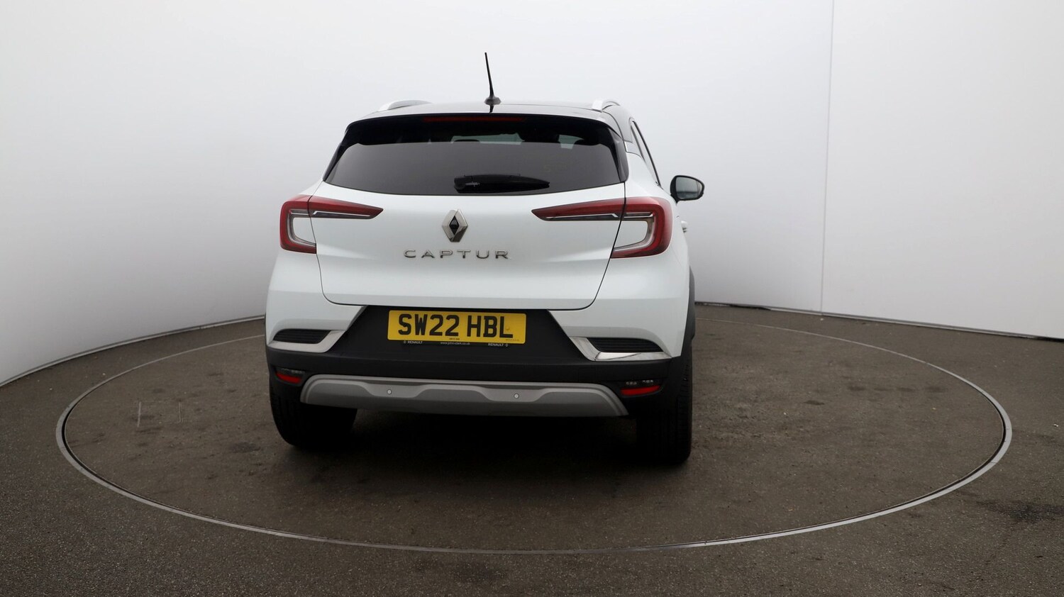Used Renault Captur for sale - 76808937: Photo 48