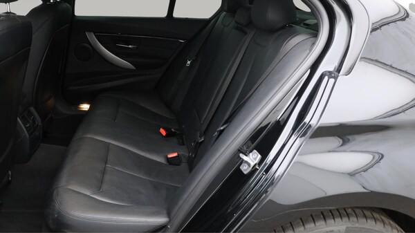 Used BMW 3 Series 2017 for sale - 76123051: Photo 17