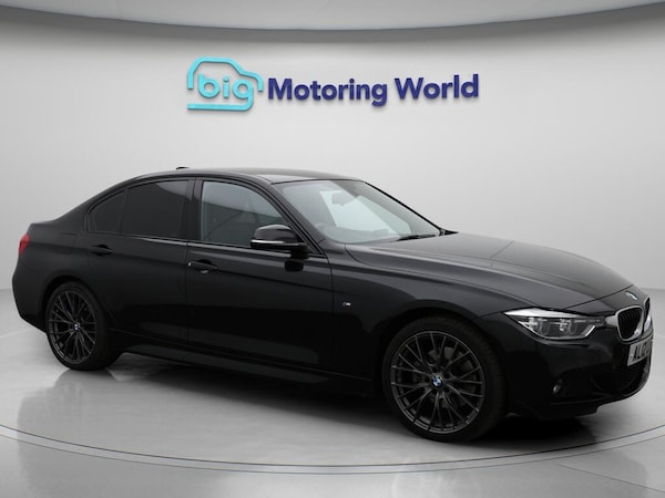 Used BMW 3 Series 2017 for sale - 76123051: Photo 1