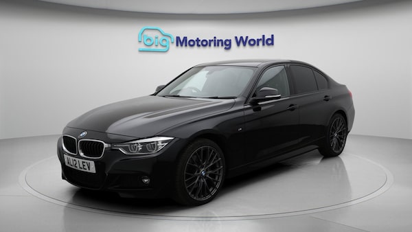 Used BMW 3 Series 2017 for sale - 76123051: Photo 4
