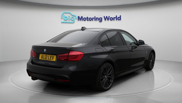 Used BMW 3 Series 2017 for sale - 76123051: Photo 8