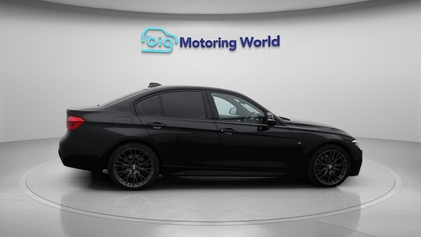 Used BMW 3 Series 2017 for sale - 76123051: Photo 9