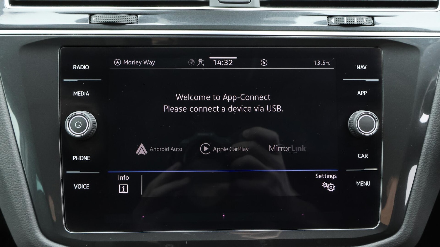 Used Volkswagen Tiguan 2022 for sale - 76296024: Photo 24