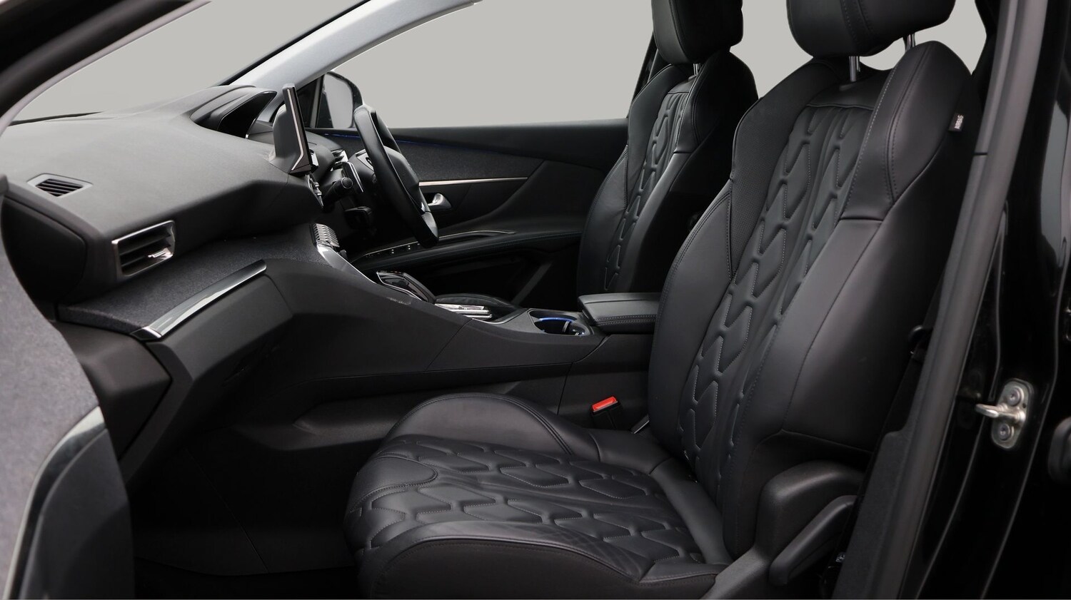 Used Peugeot 3008 2021 for sale - 77730102: Photo 14