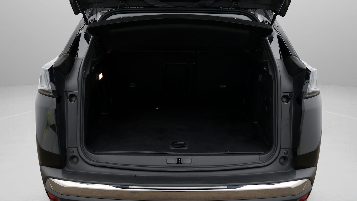 Used Peugeot 3008 2021 for sale - 77730102: Photo 17