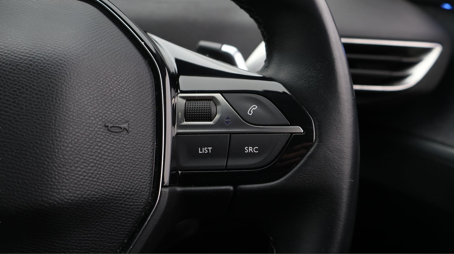 Used Peugeot 3008 2021 for sale - 77730102: Photo 25