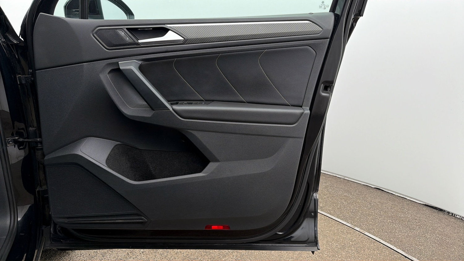 Used Volkswagen Tiguan for sale - 78108930: Photo 14