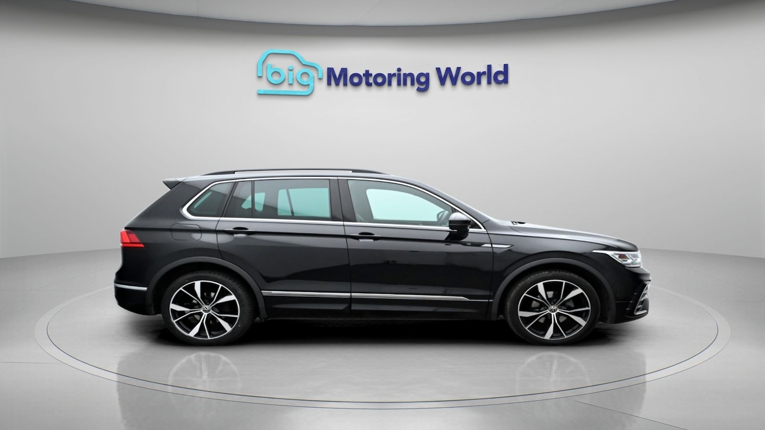 Used Volkswagen Tiguan for sale - 78108930: Photo 8